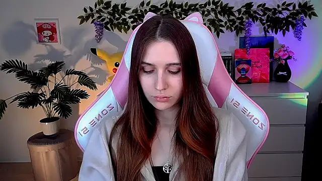 Snapshot of AliceCharmy chatting on 28, 3, 2026 AliceCharmy online show from 28, 3, 2026