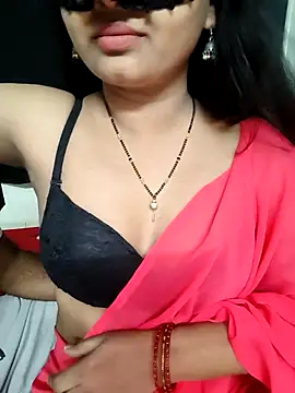 Snapshot of Magical-Couple-telugu chatting on 1, 4, 2026 Magical-Couple-telugu online show from 1, 4, 2026