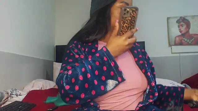 Fiercefoxxy online show from 23, 6, 2026