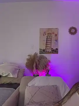 Snapshot of Ashleyjenner_ chatting on 8, 4, 2026 Ashleyjenner online show from 8, 4, 2026