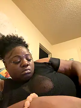 Snapshot of chacolateDemon chatting on 21, 9, 2025 chacolateDemon online show from 21, 9, 2025