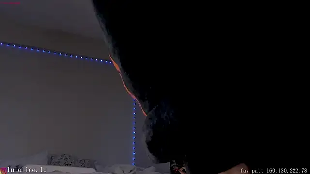 alicelu  online show from 8, 2, 2025