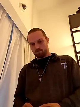 Snapshot of VitaminmanFL chatting on 22, 12, 2024 VitaminmanFL online show from 22, 12, 2024