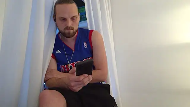 Snapshot of VitaminmanFL chatting on 9, 2, 2025 VitaminmanFL online show from 9, 2, 2025