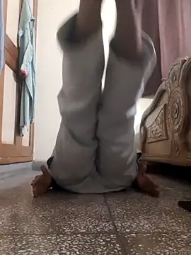 Snapshot of pleasurerkrishhhhh chatting on 19, 3, 2025 pleasurerkrishhhhh online show from 19, 3, 2025