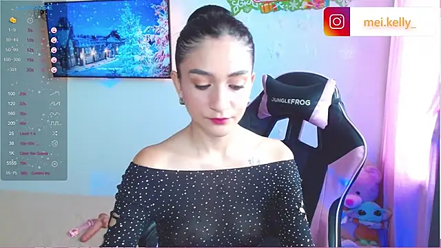 Mei Kelly online show from 4, 12, 2024