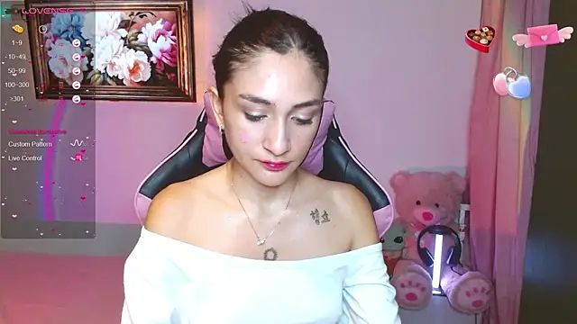 Mei Kelly online show from 7, 3, 2025