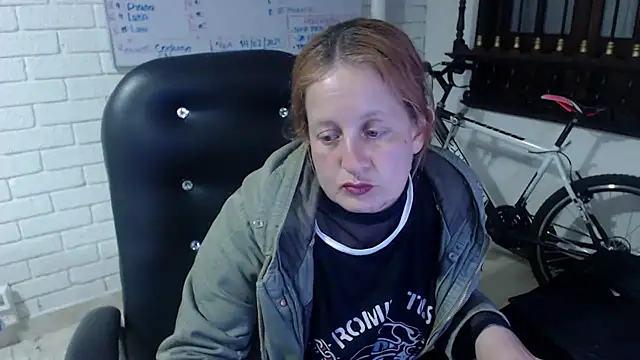 ViioletaMora online show from 22, 2, 2025