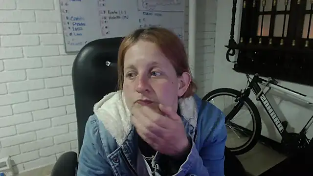 ViioletaMora online show from 23, 2, 2025