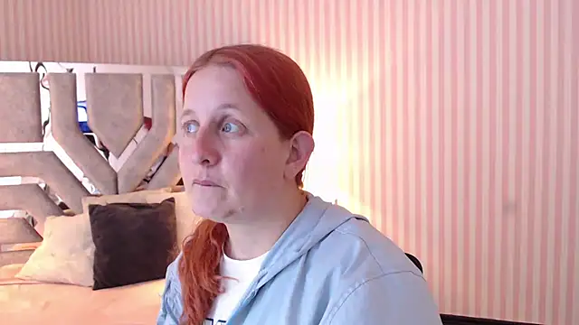 ViioletaMora online show from 12, 3, 2025