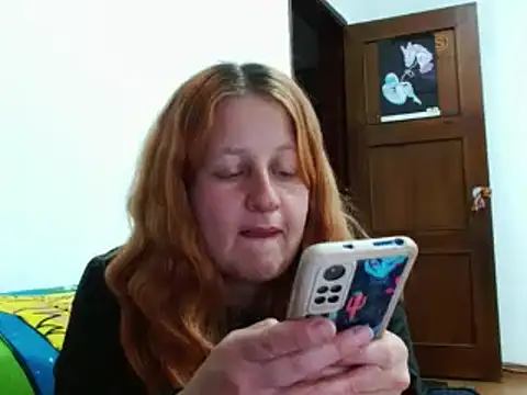 ViioletaMora online show from 11, 11, 2025