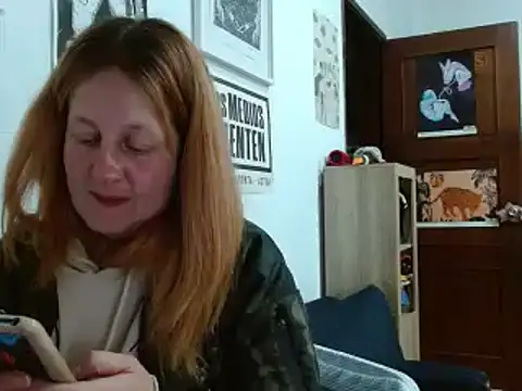 Snapshot of ViioletaMora chatting on 20, 4, 2026 ViioletaMora online show from 20, 4, 2026