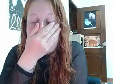 Snapshot of ViioletaMora chatting on 28, 5, 2026 ViioletaMora online show from 28, 5, 2026