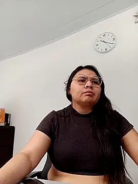 Snapshot of alice_love052 chatting on 24, 10, 2025 alice love052 online show from 24, 10, 2025