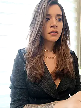 maliciaworld online show from 28, 2, 2025