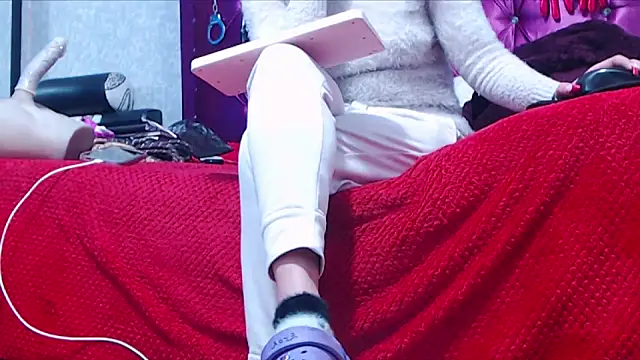 AyshaScott online show from 23, 2, 2026