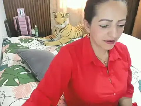 Snapshot of MonicaGarcia_ chatting on 15, 4, 2026 MonicaGarcia online show from 15, 4, 2026