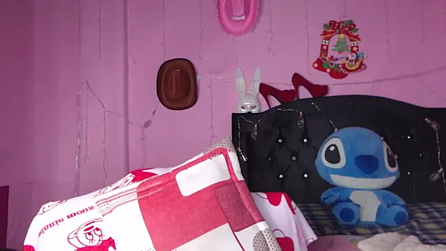 NikkiRous  online show from 28, 2, 2025