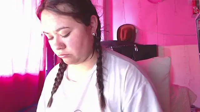 NikkiRous  online show from 25, 3, 2026