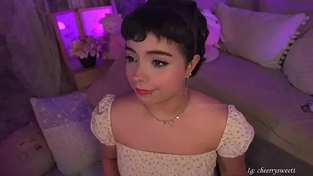 Snapshot of Cheerrysweett chatting on 14, 4, 2026 Cheerrysweett online show from 14, 4, 2026