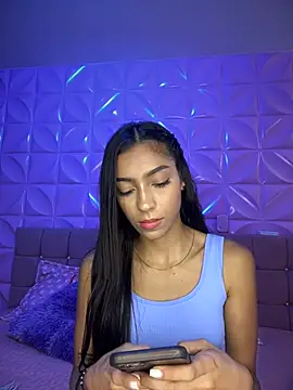 Snapshot of Ema_azel chatting on 6, 12, 2024 Ema azel online show from 6, 12, 2024