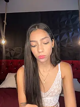 Snapshot of Ema_azel chatting on 18, 12, 2024 Ema azel online show from 18, 12, 2024