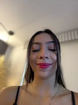 Snapshot of Ema_azel chatting on 15, 4, 2026 Ema azel online show from 15, 4, 2026