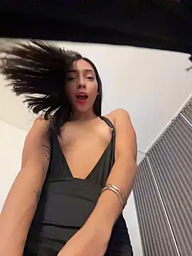 Snapshot of Ema_azel chatting on 21, 4, 2026 Ema azel online show from 21, 4, 2026