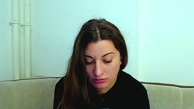 Snapshot of Helen_Adams_ chatting on 2, 12, 2024 Helen Adams online show from 2, 12, 2024