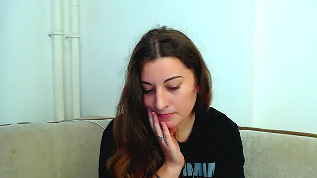 Snapshot of Helen_Adams_ chatting on 2, 12, 2024 Helen Adams online show from 2, 12, 2024