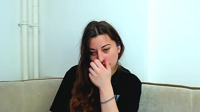 Snapshot of Helen_Adams_ chatting on 3, 12, 2024 Helen Adams online show from 3, 12, 2024