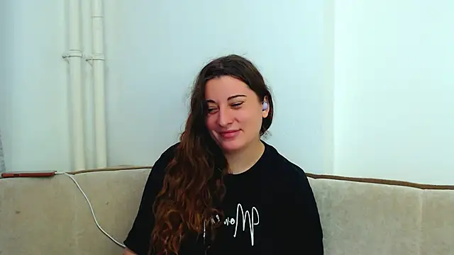 Snapshot of Helen_Adams_ chatting on 11, 12, 2024 Helen Adams online show from 11, 12, 2024