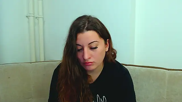 Snapshot of Helen_Adams_ chatting on 23, 12, 2024 Helen Adams online show from 23, 12, 2024