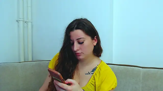 Snapshot of Helen_Adams_ chatting on 25, 12, 2024 Helen Adams online show from 25, 12, 2024