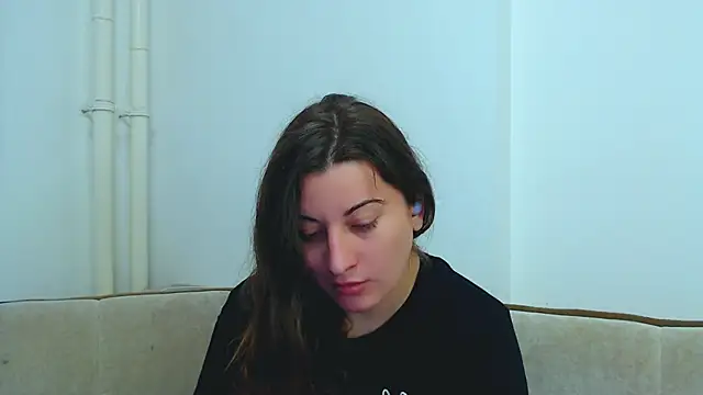 Snapshot of Helen_Adams_ chatting on 6, 3, 2025 Helen Adams online show from 6, 3, 2025