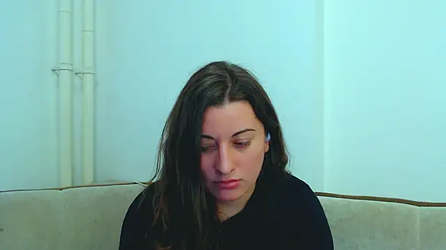 Snapshot of Helen_Adams_ chatting on 6, 3, 2025 Helen Adams online show from 6, 3, 2025