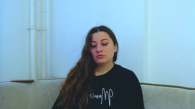 Snapshot of Helen_Adams_ chatting on 14, 3, 2025 Helen Adams online show from 14, 3, 2025