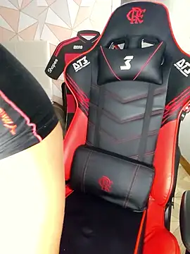 Snapshot of moreninhasilva chatting on 9, 4, 2026 moreninhasilva online show from 9, 4, 2026