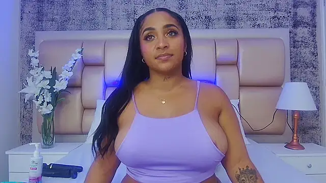 KateVenegas online show from 19, 1, 2025