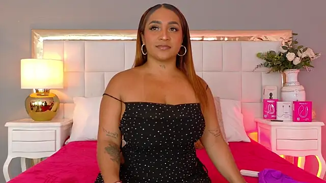 KateVenegas online show from 4, 4, 2026