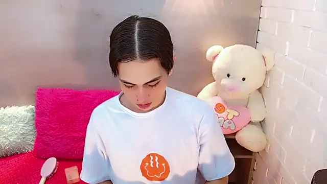 Daniela Pink  online show from 26, 9, 2025