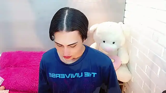 Daniela Pink  online show from 25, 10, 2025