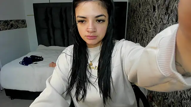 Snapshot of Anhell7_x chatting on 25, 10, 2025 Anhell7 x online show from 25, 10, 2025