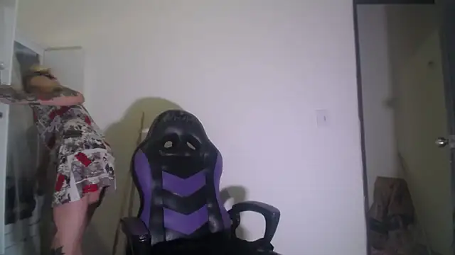 barbara anal squirt  online show from 14, 10, 2025