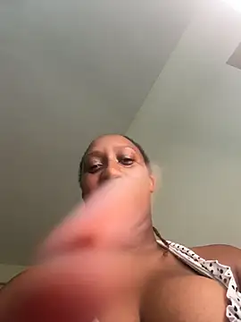 CarlaBeckky online show from 2, 11, 2025