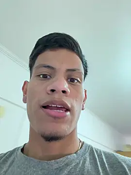 Snapshot of bbchocolate27 chatting on 3, 4, 2026 bbchocolate27 online show from 3, 4, 2026