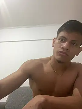 Snapshot of bbchocolate27 chatting on 17, 4, 2026 bbchocolate27 online show from 17, 4, 2026