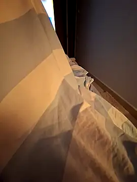 aubade246 online show from 23, 9, 2025