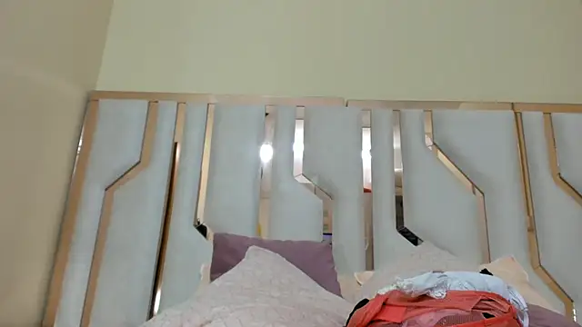 TifanyChill online show from 18, 1, 2025