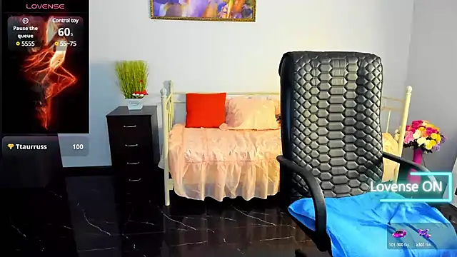 Julia Dean online show from 22, 3, 2025